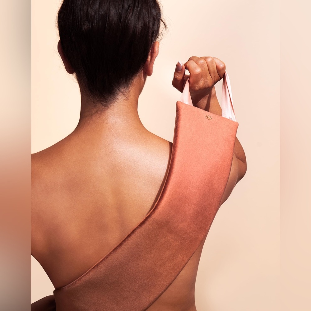 NEW! Back Applicator for Self-Tanning Foam